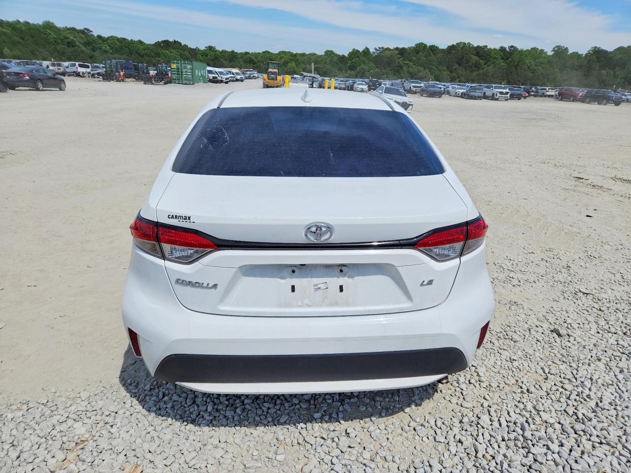 2021 TOYOTA COROLLA LE photo 16