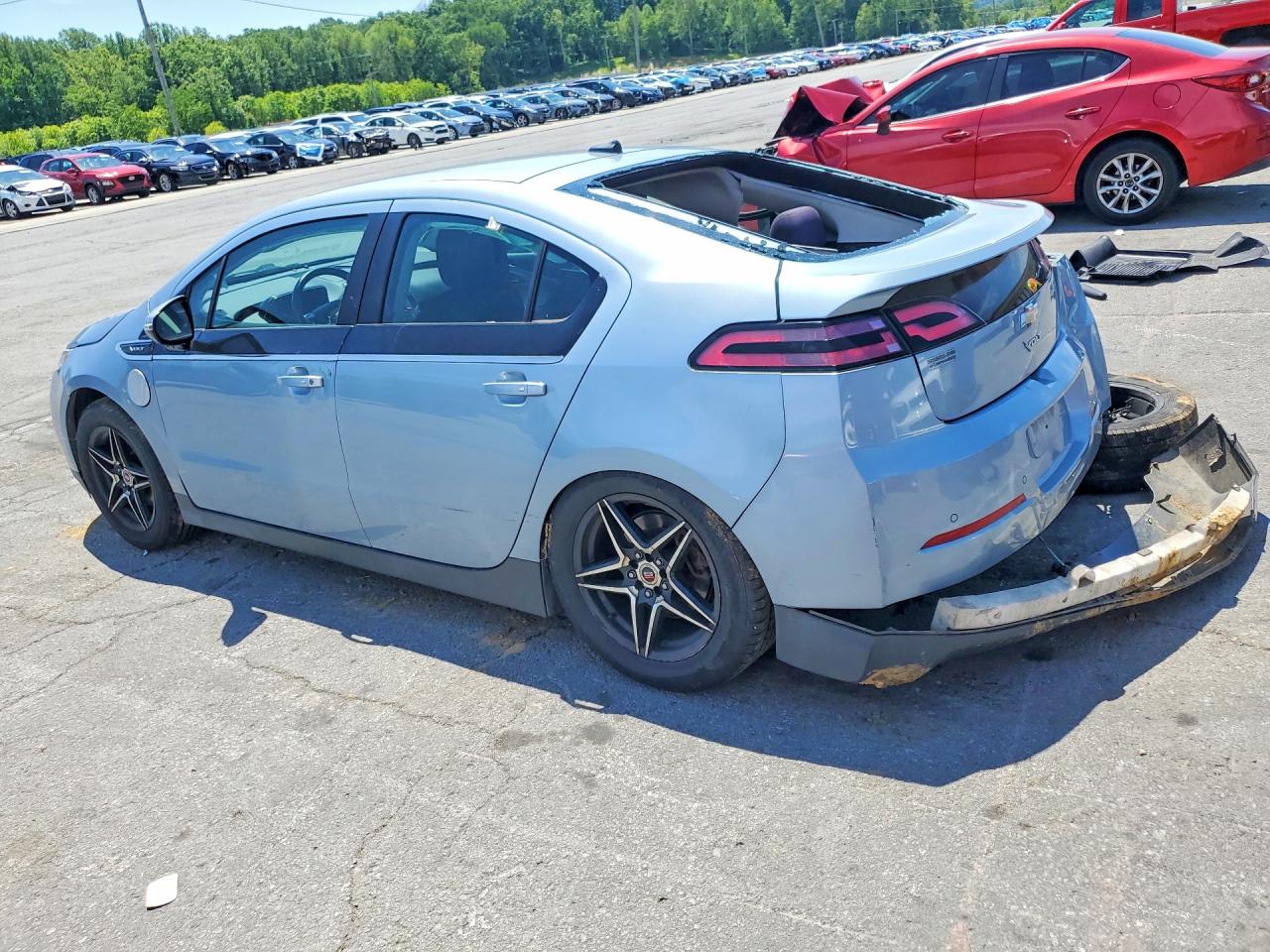 2014 CHEVROLET VOLT photo 4
