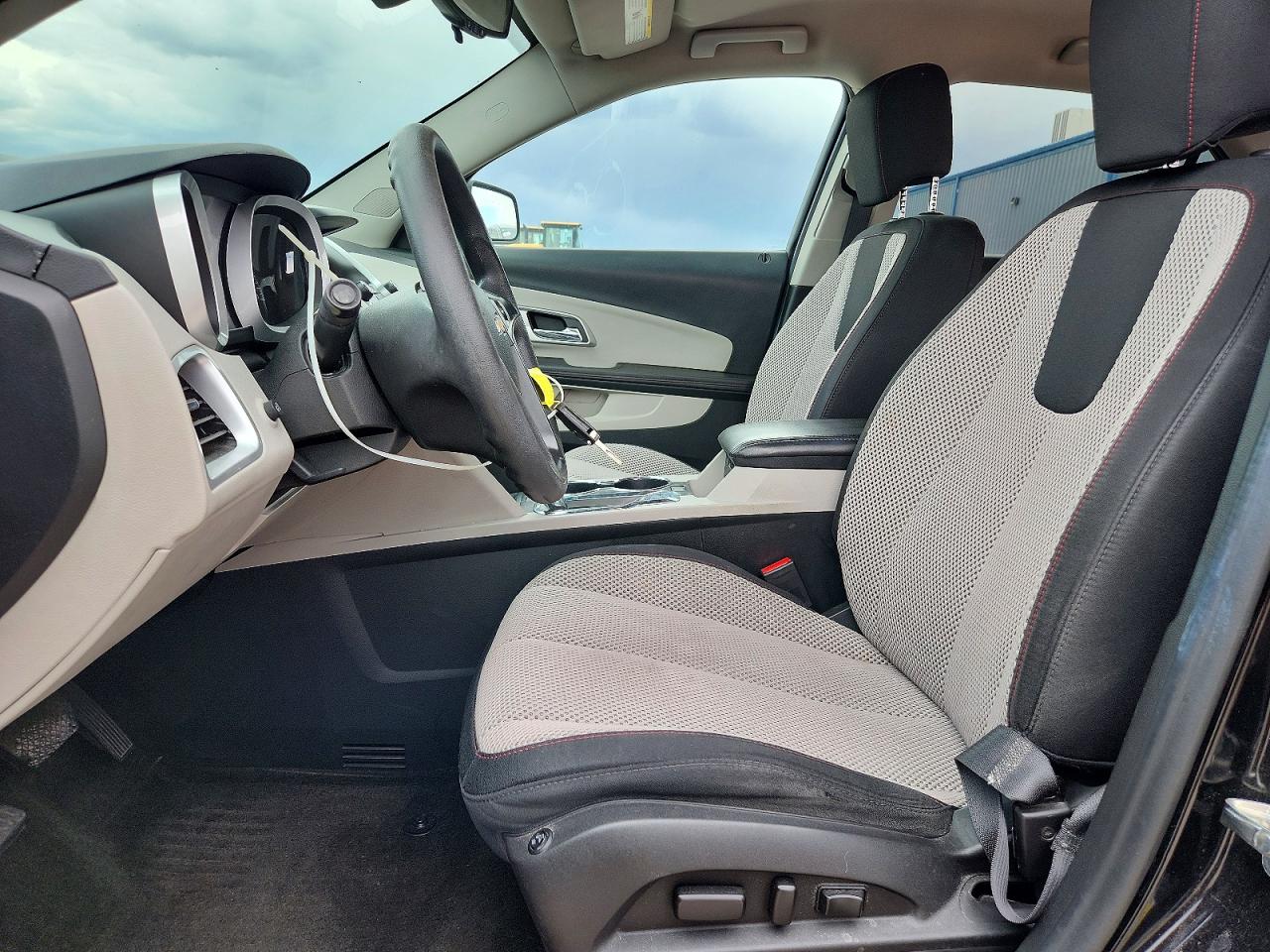 2017 CHEVROLET EQUINOX LS photo 13