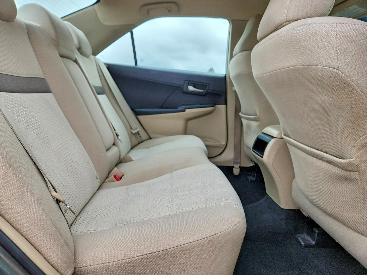 2013 TOYOTA CAMRY L photo 19