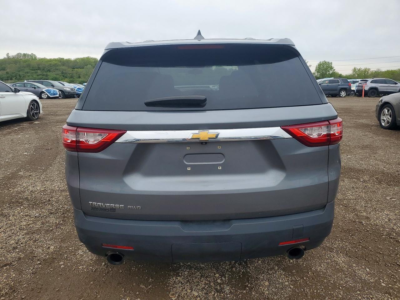 2020 CHEVROLET TRAVERSE LS photo 11
