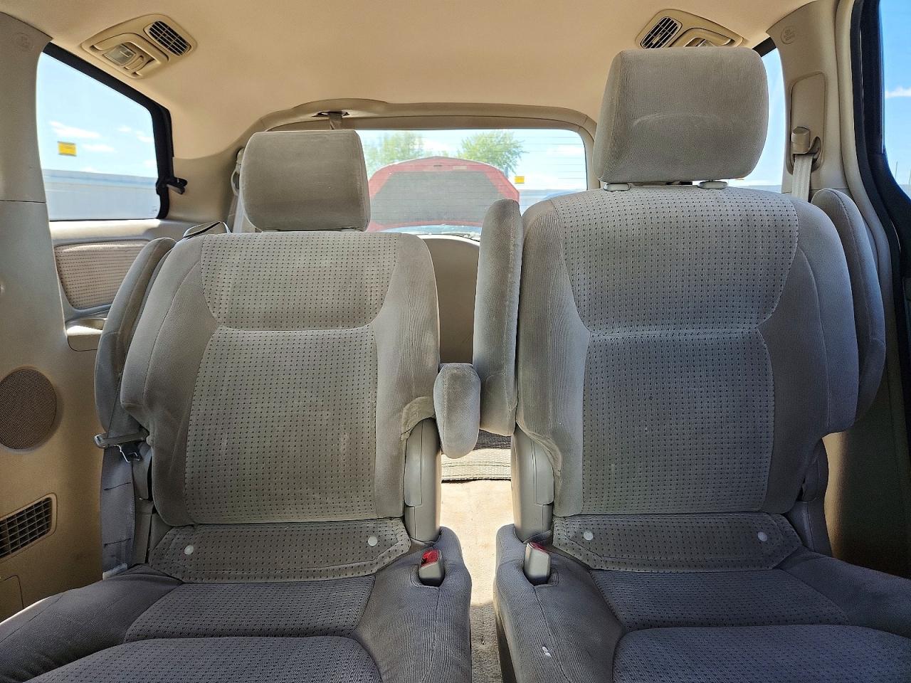 2006 TOYOTA SIENNA LE 7 PASSENGER photo 19