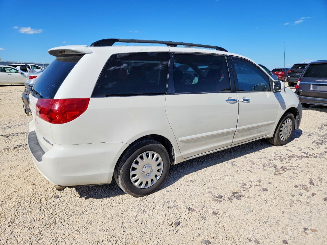2006 TOYOTA SIENNA LE 7 PASSENGER photo 5