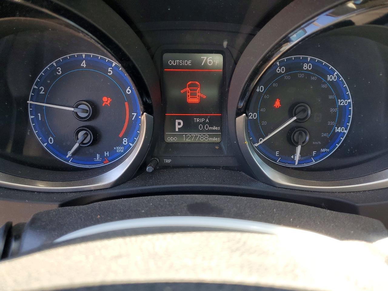 2015 TOYOTA COROLLA S PLUS photo 25
