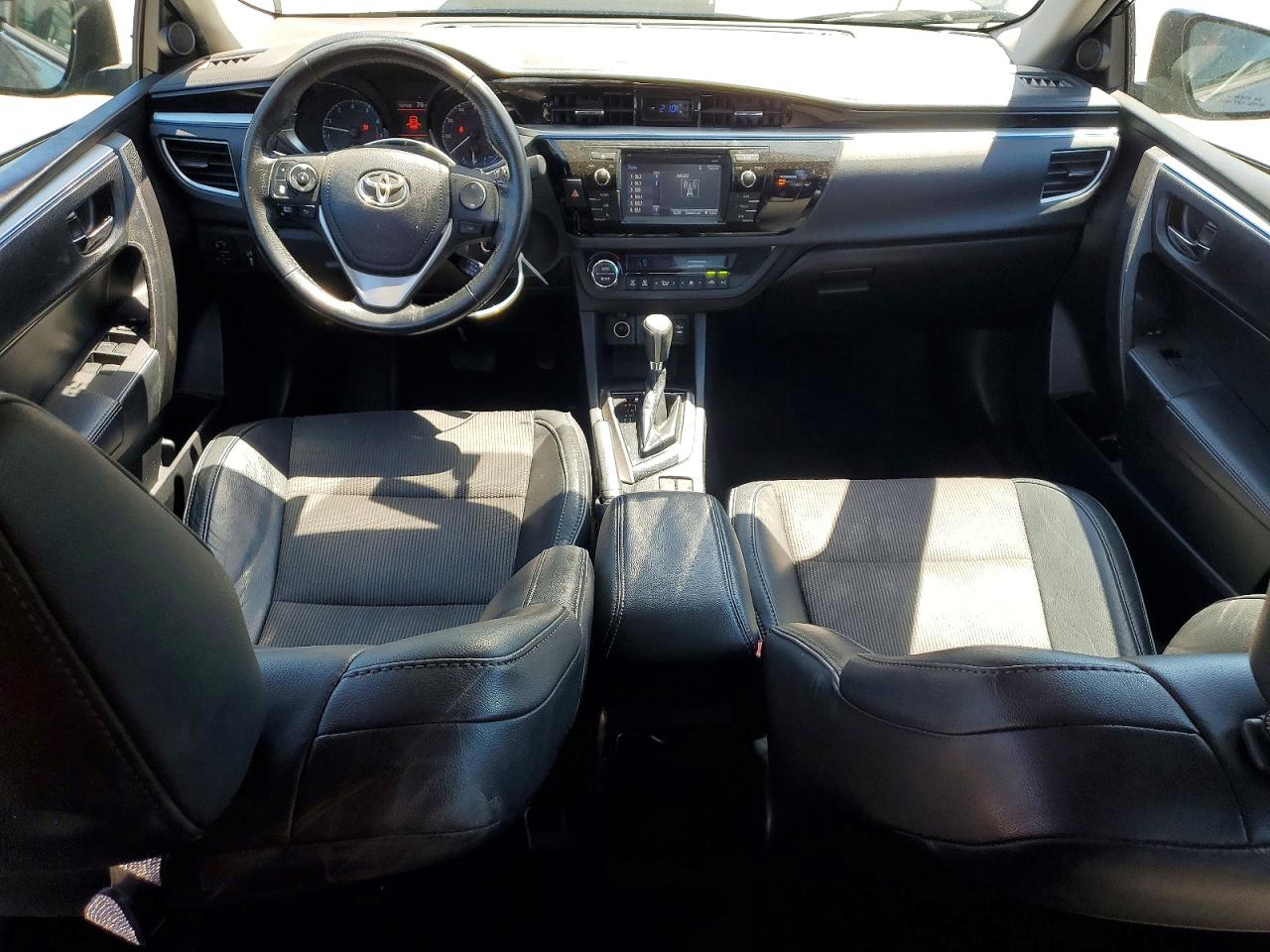 2015 TOYOTA COROLLA S PLUS photo 22