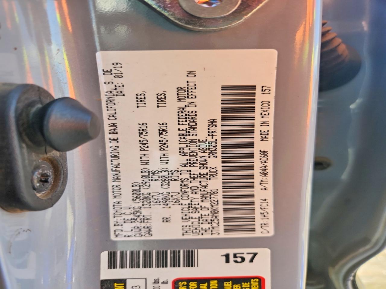 2019 TOYOTA TACOMA SR5 V6 photo 25