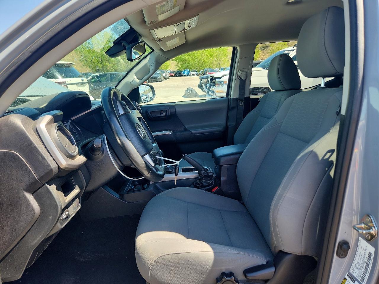 2019 TOYOTA TACOMA SR5 V6 photo 13