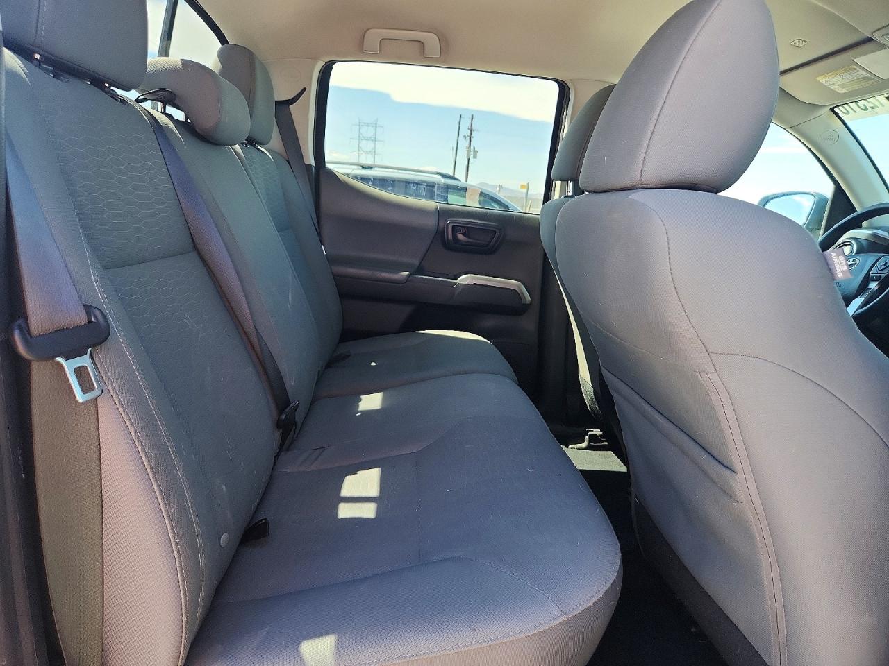 2019 TOYOTA TACOMA SR5 V6 photo 19