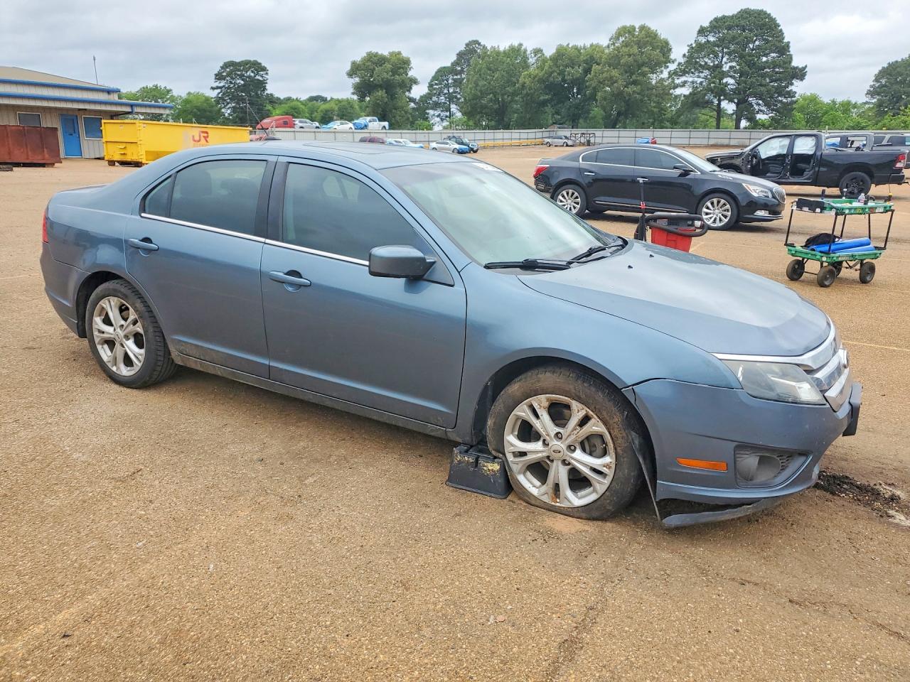2012 FORD FUSION SE photo 4