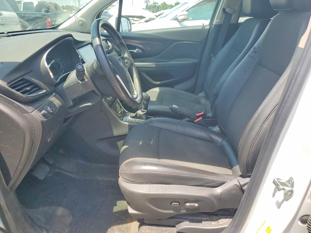2017 BUICK ENCORE PREFERRED photo 7