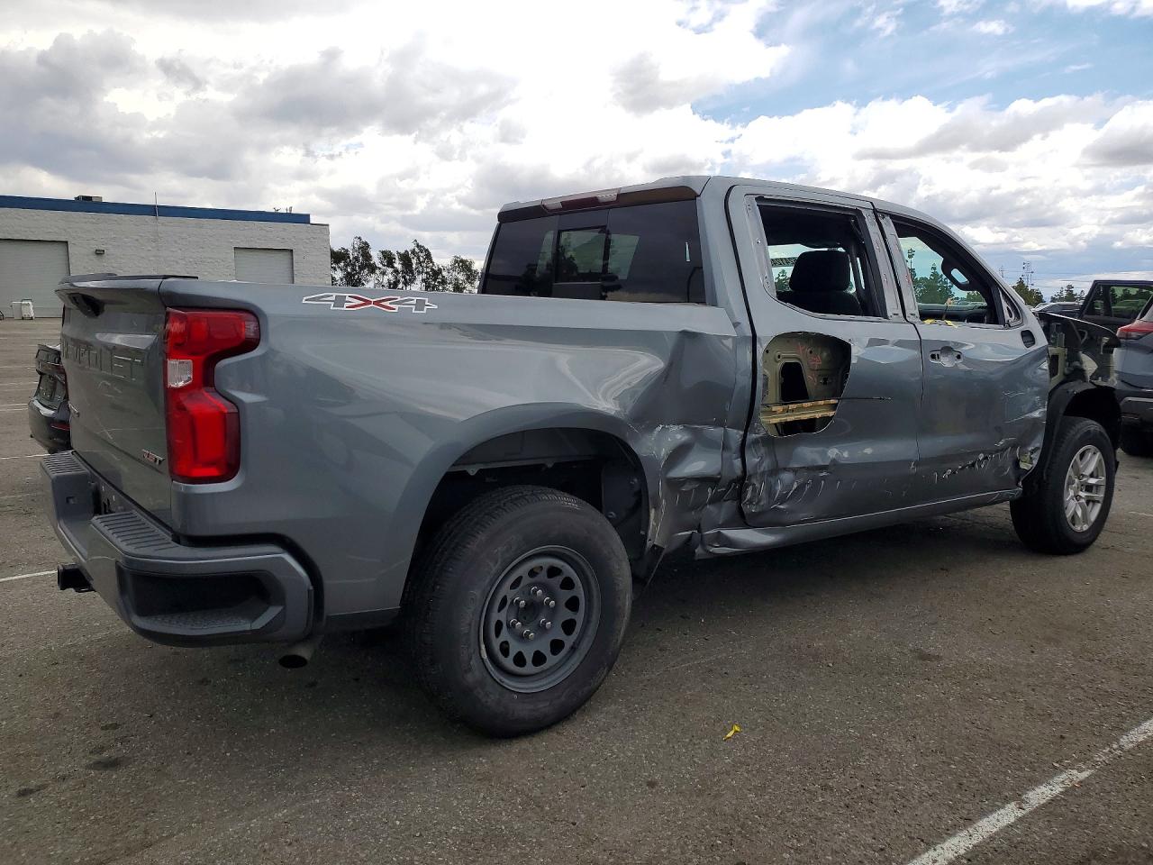2020 CHEVROLET SILVERADO K1500 RST photo 5