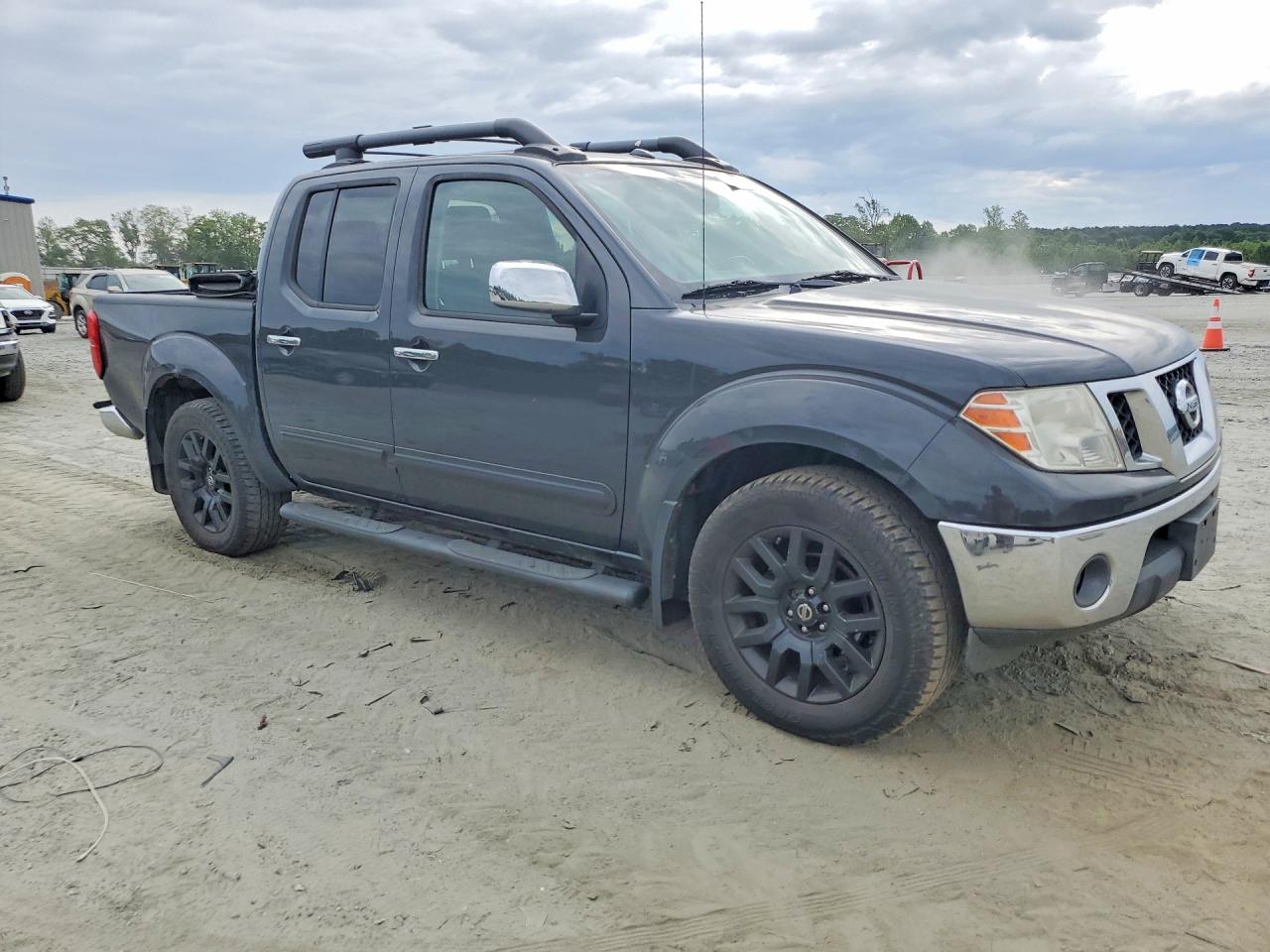 2011 NISSAN FRONTIER S photo 4