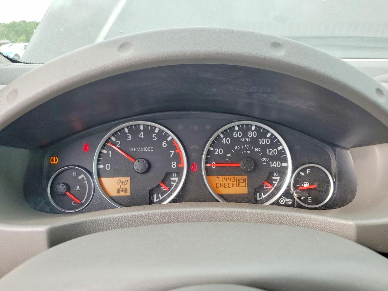2011 NISSAN FRONTIER S photo 9