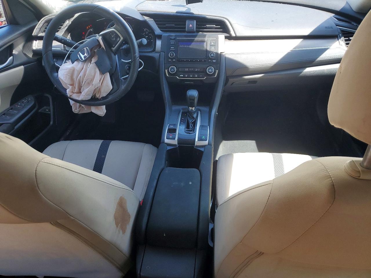 2020 HONDA CIVIC LX photo 22