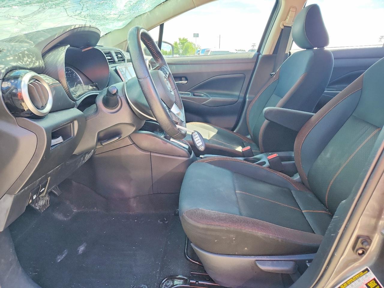 2020 NISSAN VERSA SR photo 13