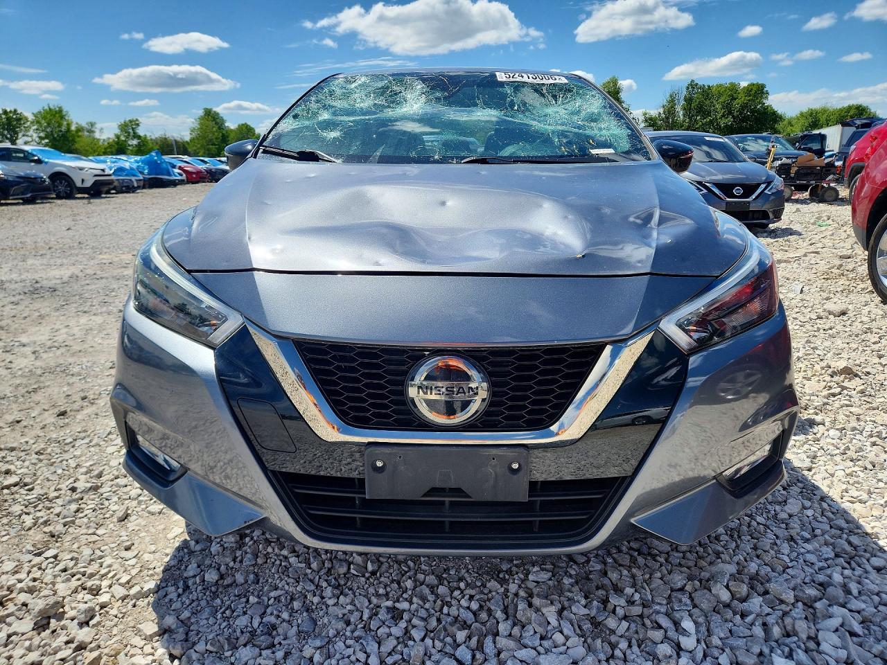 2020 NISSAN VERSA SR photo 9