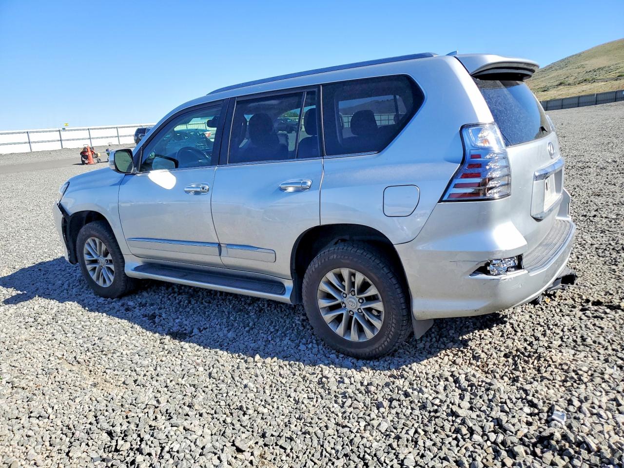 2019 LEXUS GX 460 photo 4