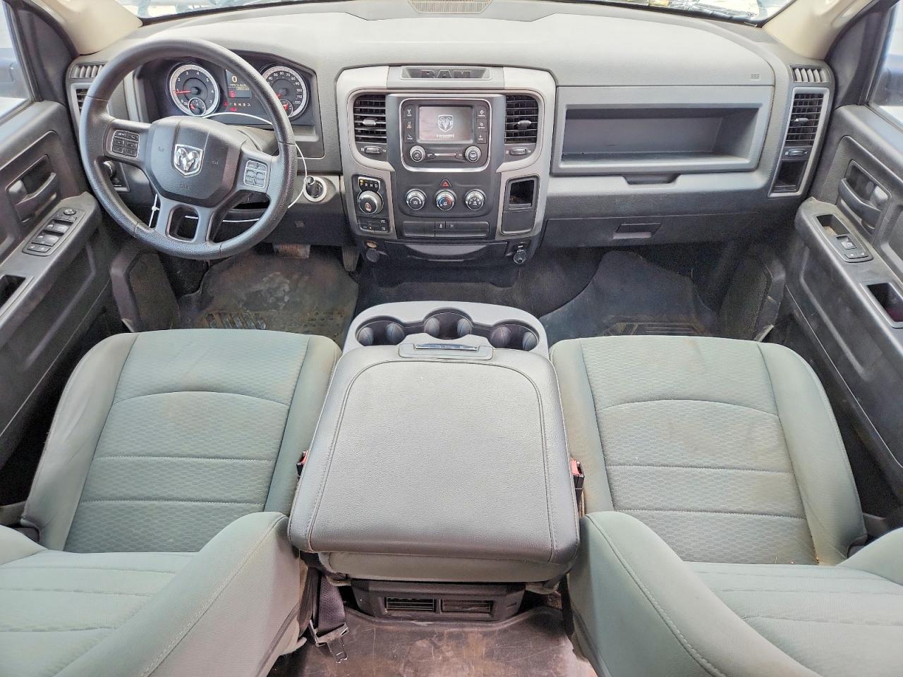 2015 RAM 1500 ST photo 22