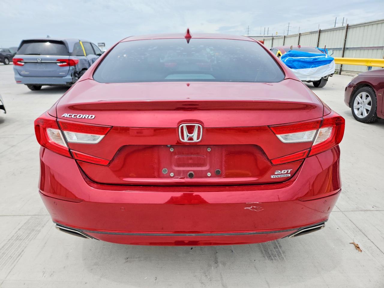2018 HONDA ACCORD TOURING photo 6