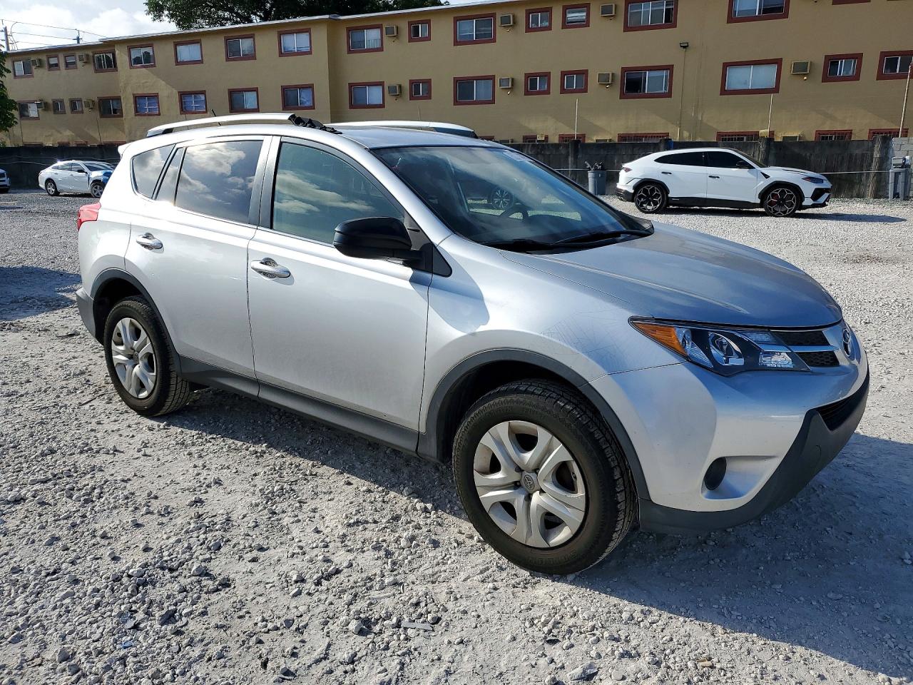 2015 TOYOTA RAV4 LE photo 10