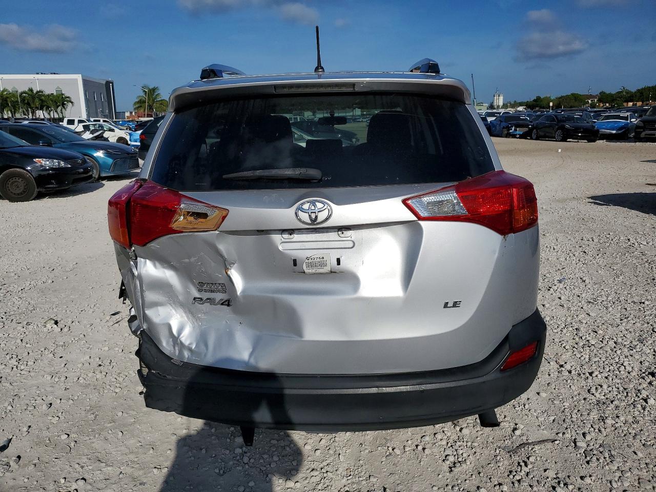 2015 TOYOTA RAV4 LE photo 16
