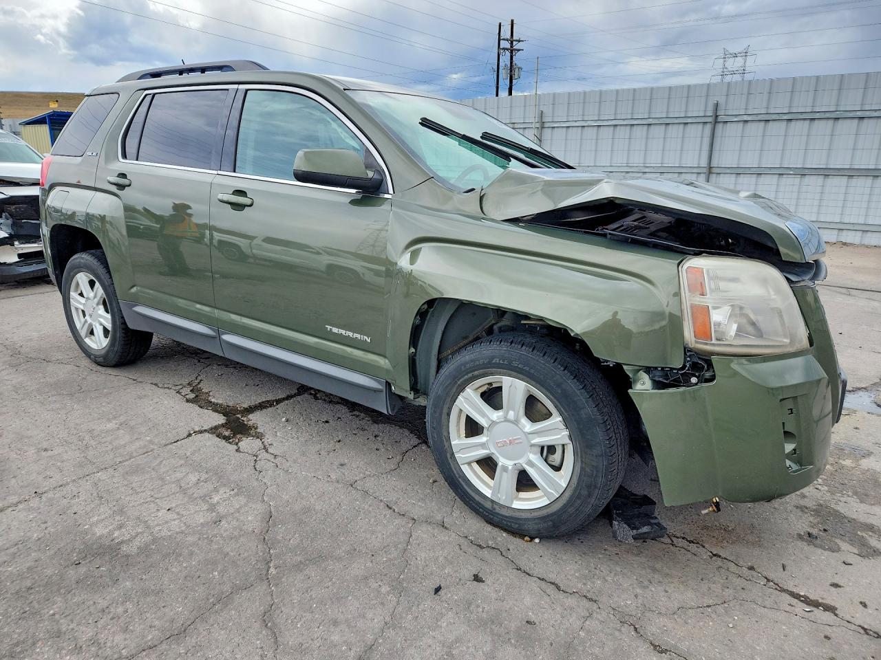 2015 GMC TERRAIN SLE photo 10