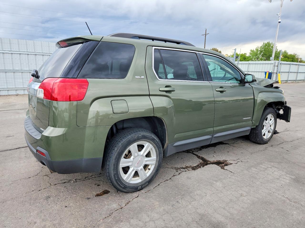 2015 GMC TERRAIN SLE photo 7