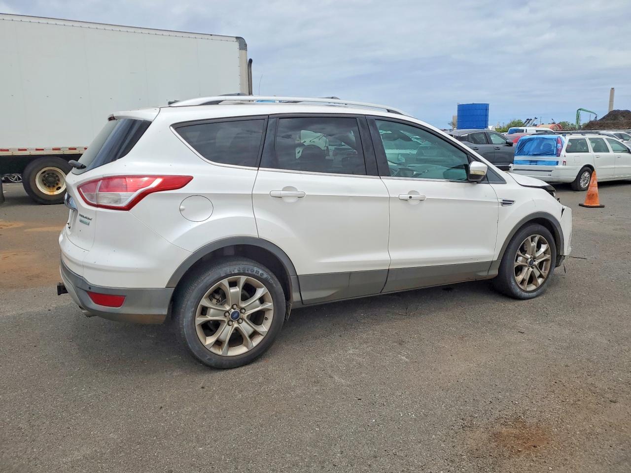 2014 FORD ESCAPE TITANIUM photo 5