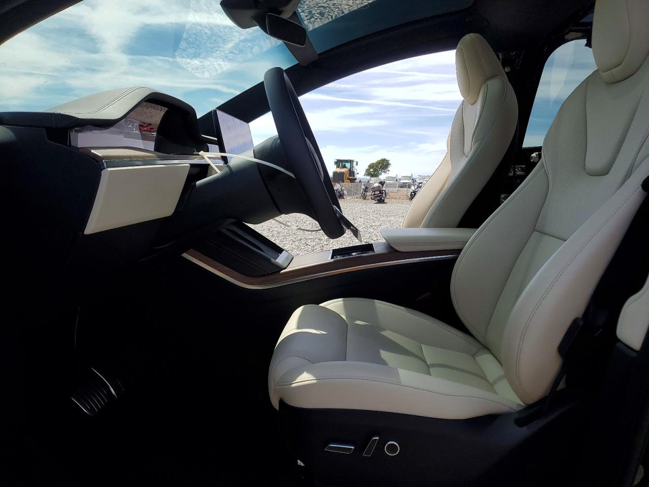 2026 TESLA MODEL X photo 19
