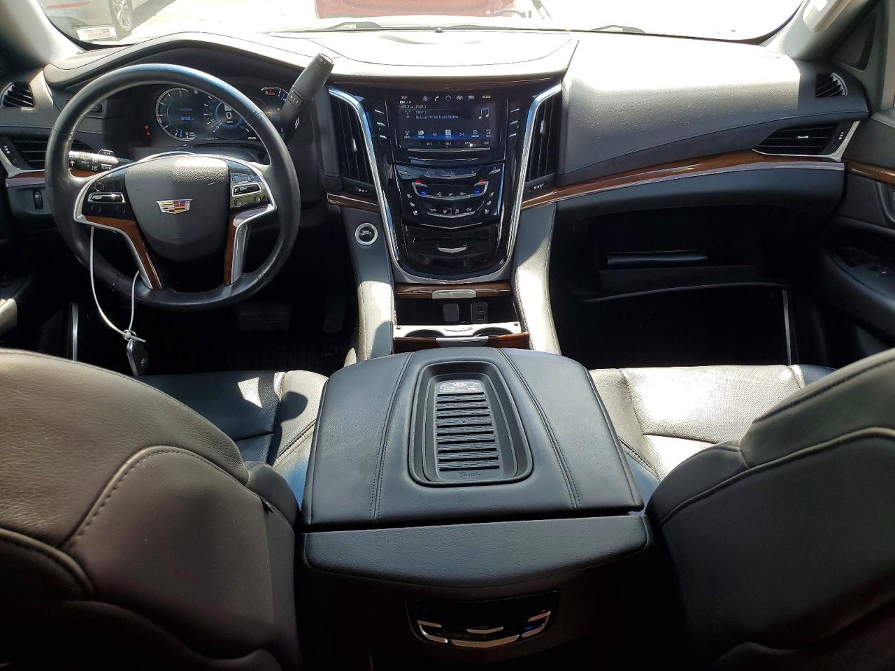 2019 CADILLAC ESCALADE LUXURY photo 15