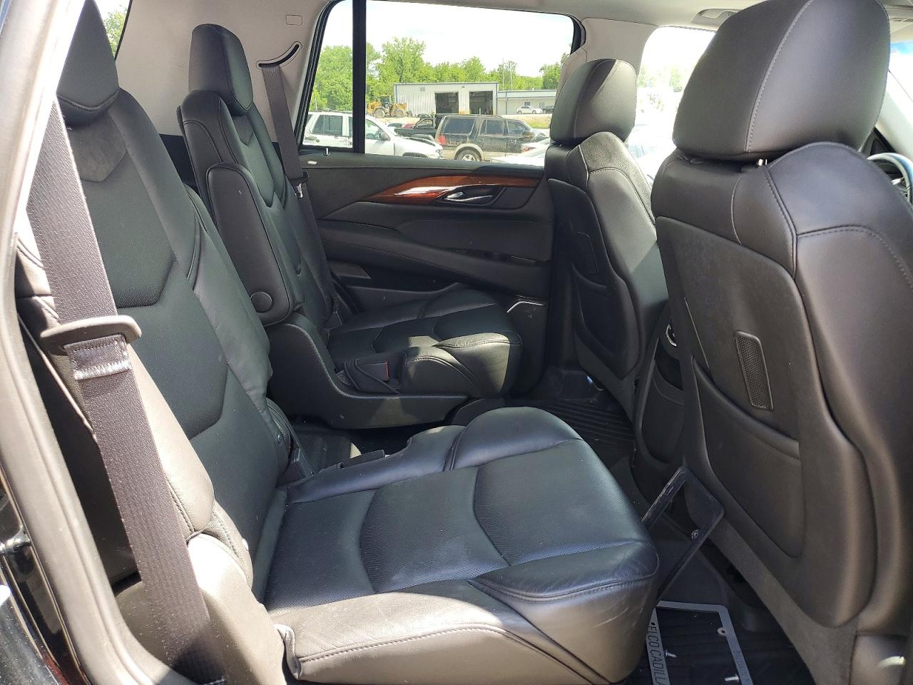 2019 CADILLAC ESCALADE LUXURY photo 19