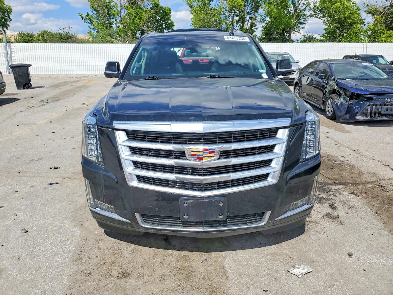 2019 CADILLAC ESCALADE LUXURY photo 9