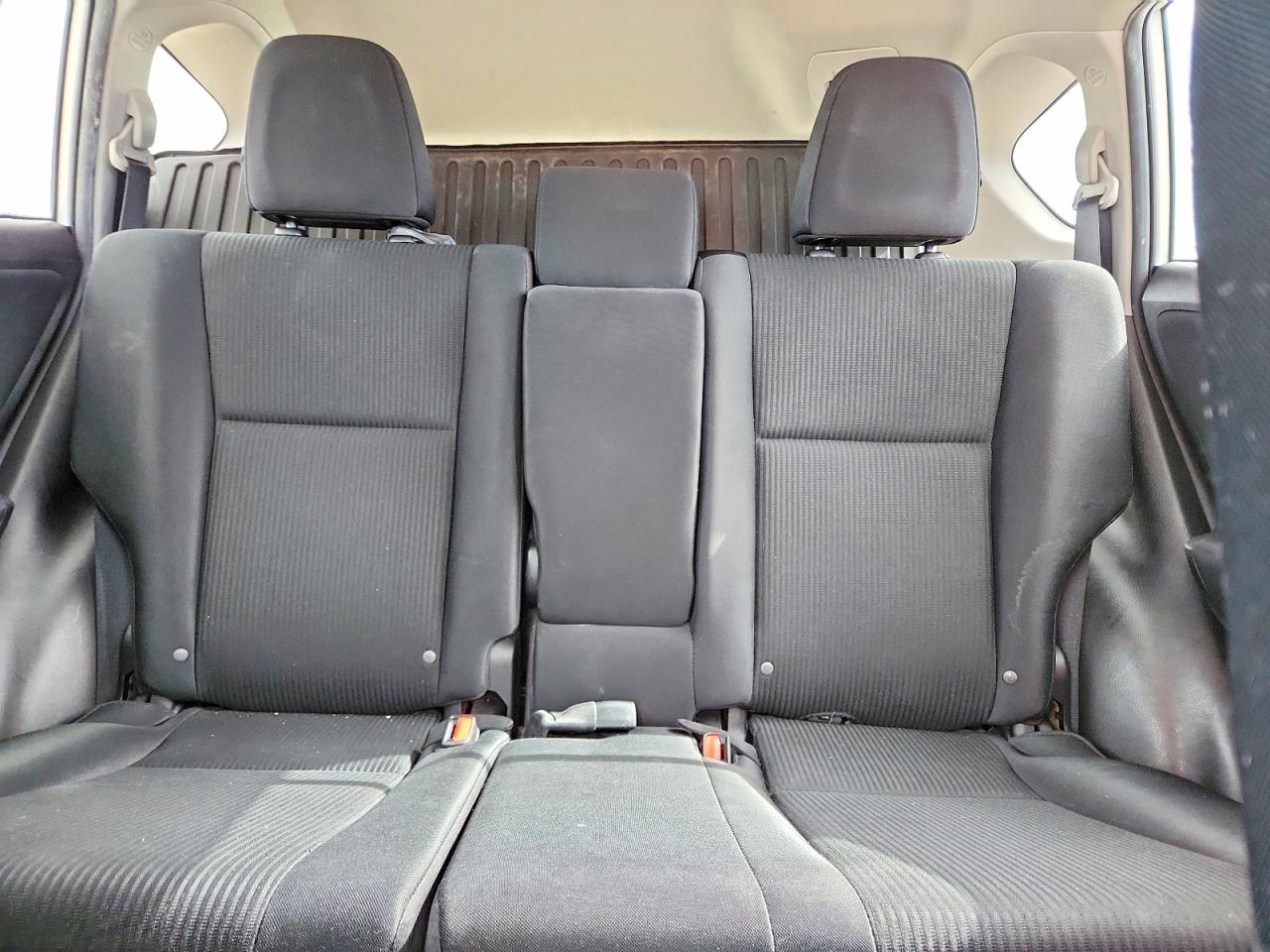 2017 TOYOTA RAV4 LE photo 10