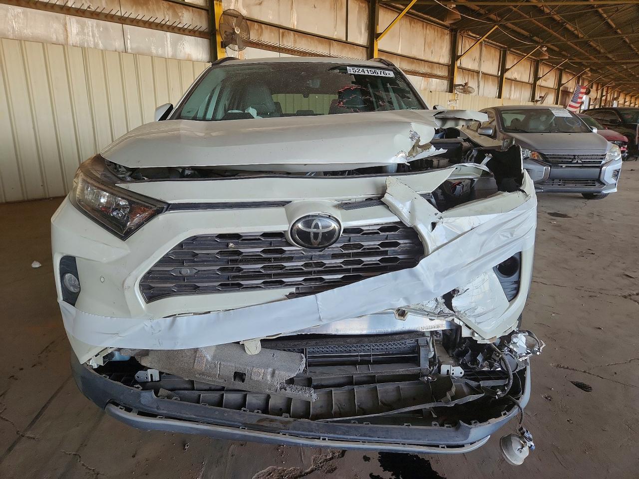 2019 TOYOTA RAV4 LIMITED photo 9