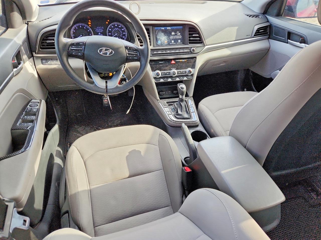 2020 HYUNDAI ELANTRA SEL photo 22