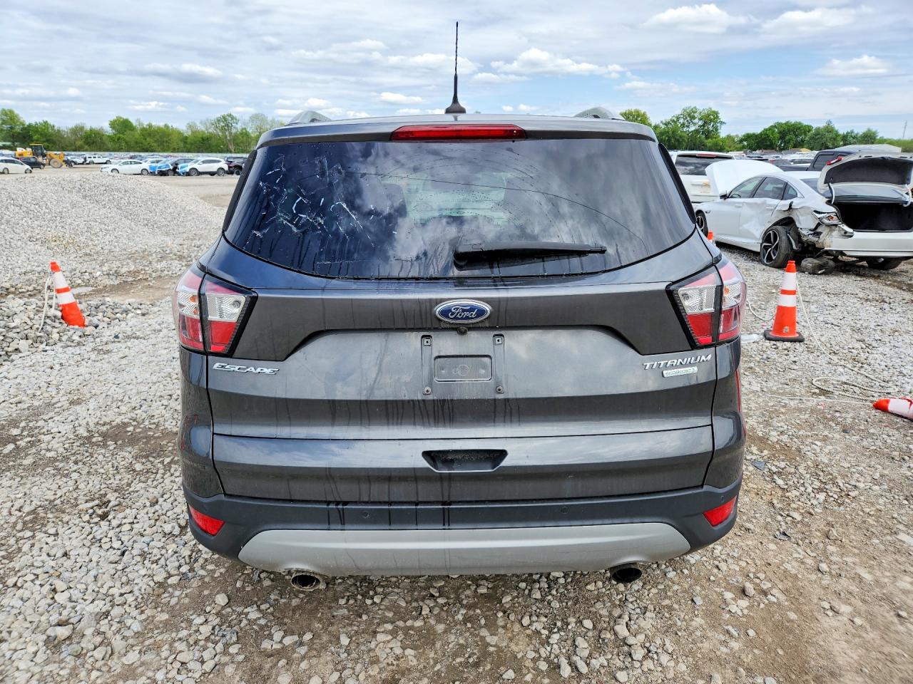 2018 FORD ESCAPE TITANIUM photo 16