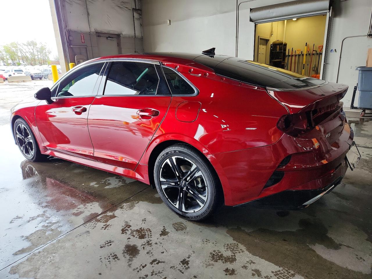 2023 KIA K5 GT LINE photo 3