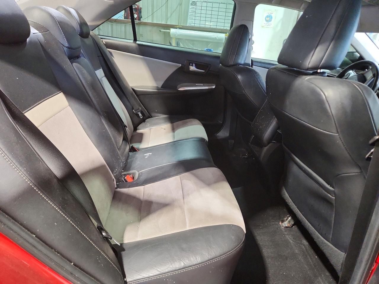 2012 TOYOTA CAMRY SE V6 photo 28