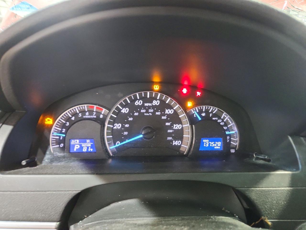 2012 TOYOTA CAMRY SE V6 photo 25