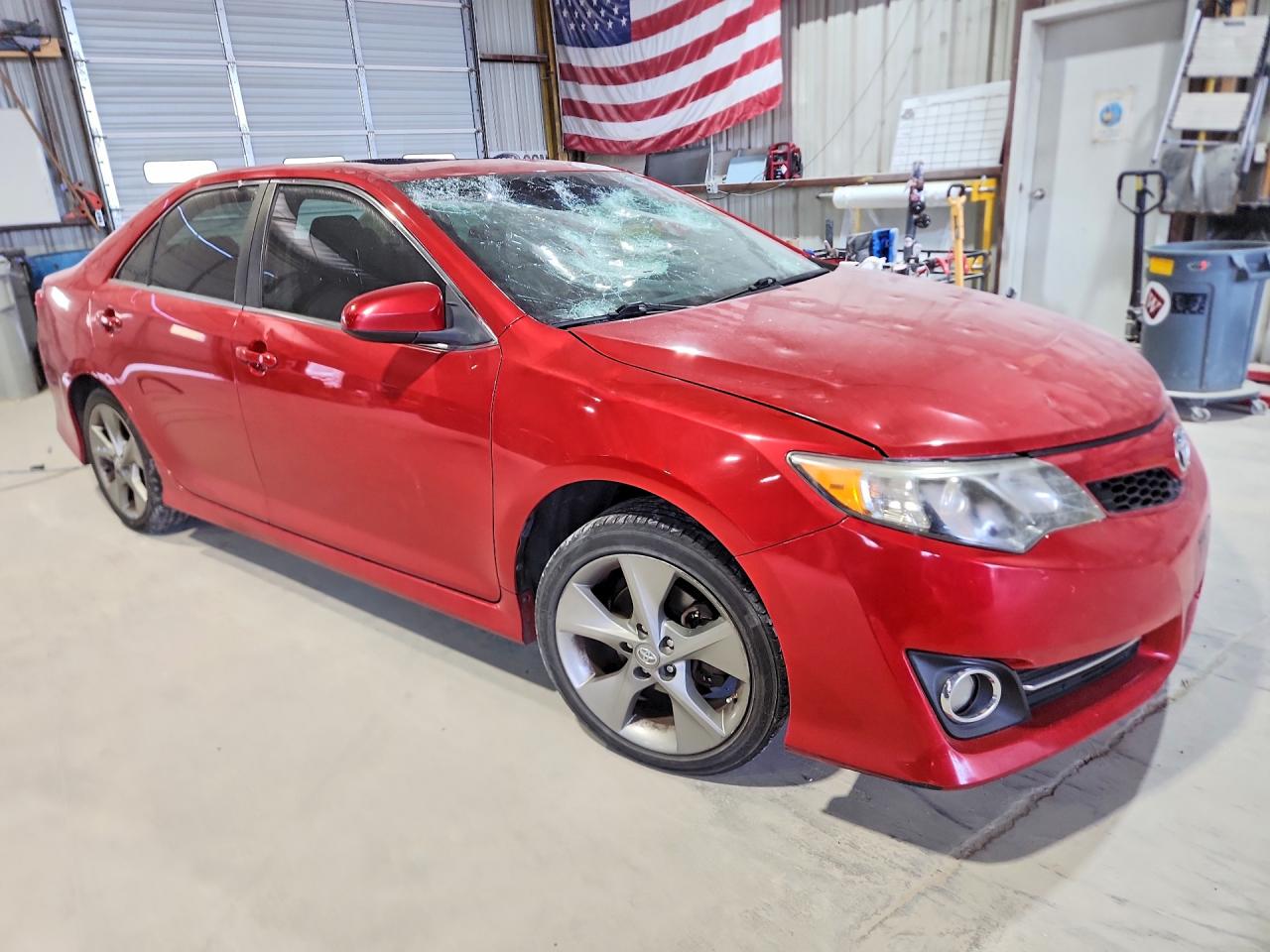 2012 TOYOTA CAMRY SE V6 photo 10