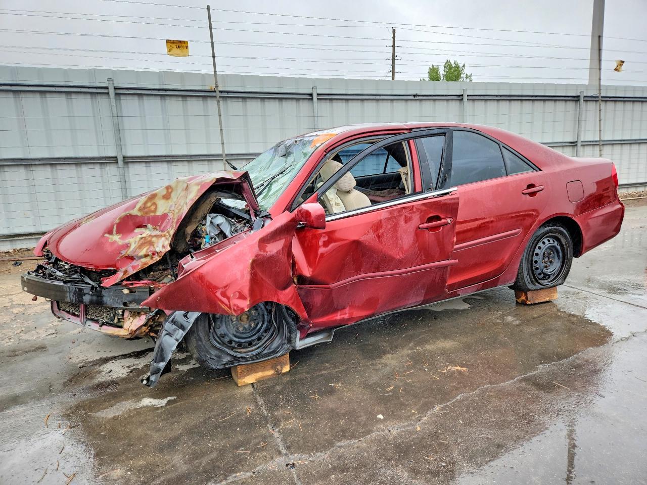2004 TOYOTA CAMRY