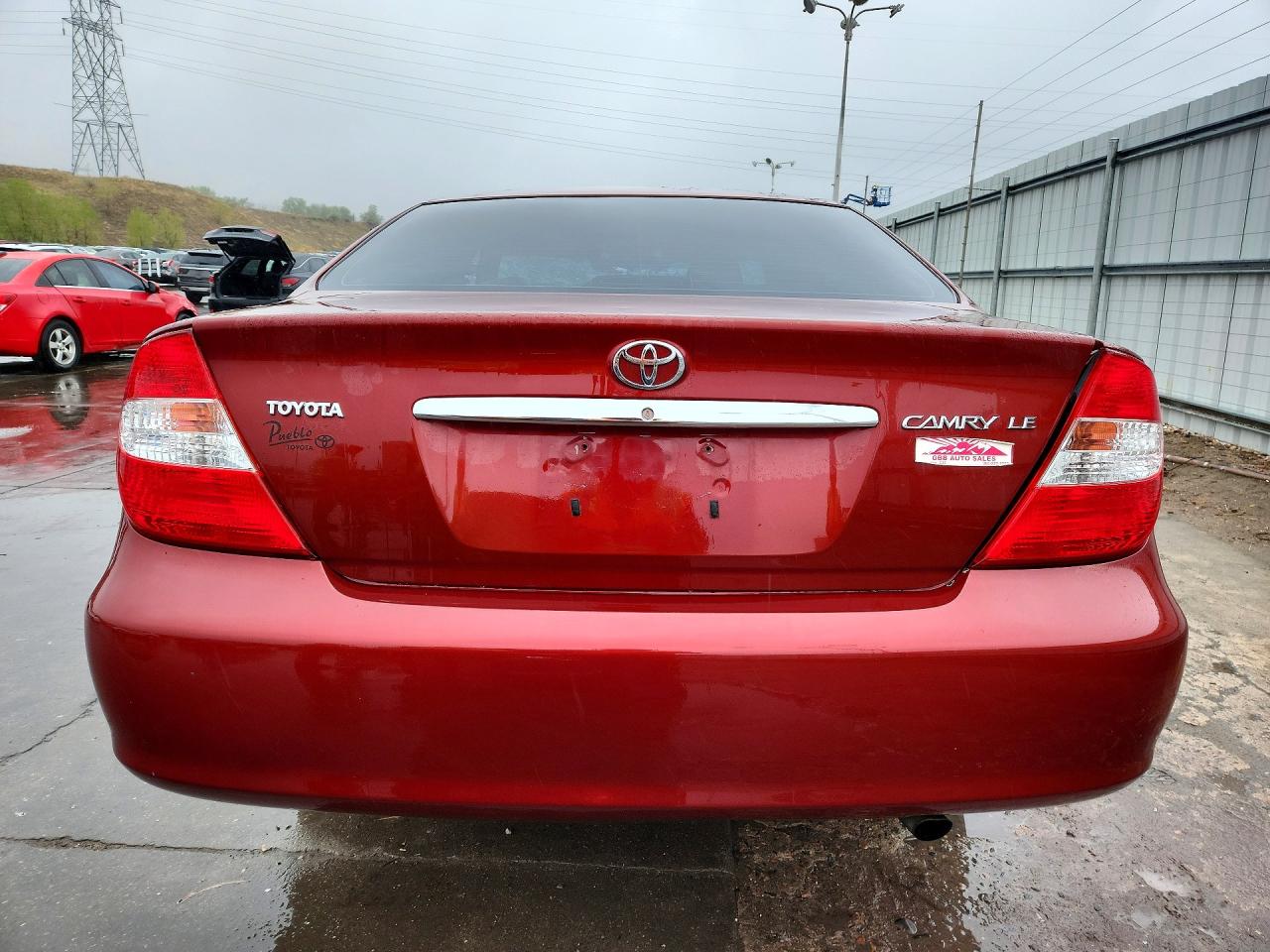 2004 TOYOTA CAMRY LE photo 11