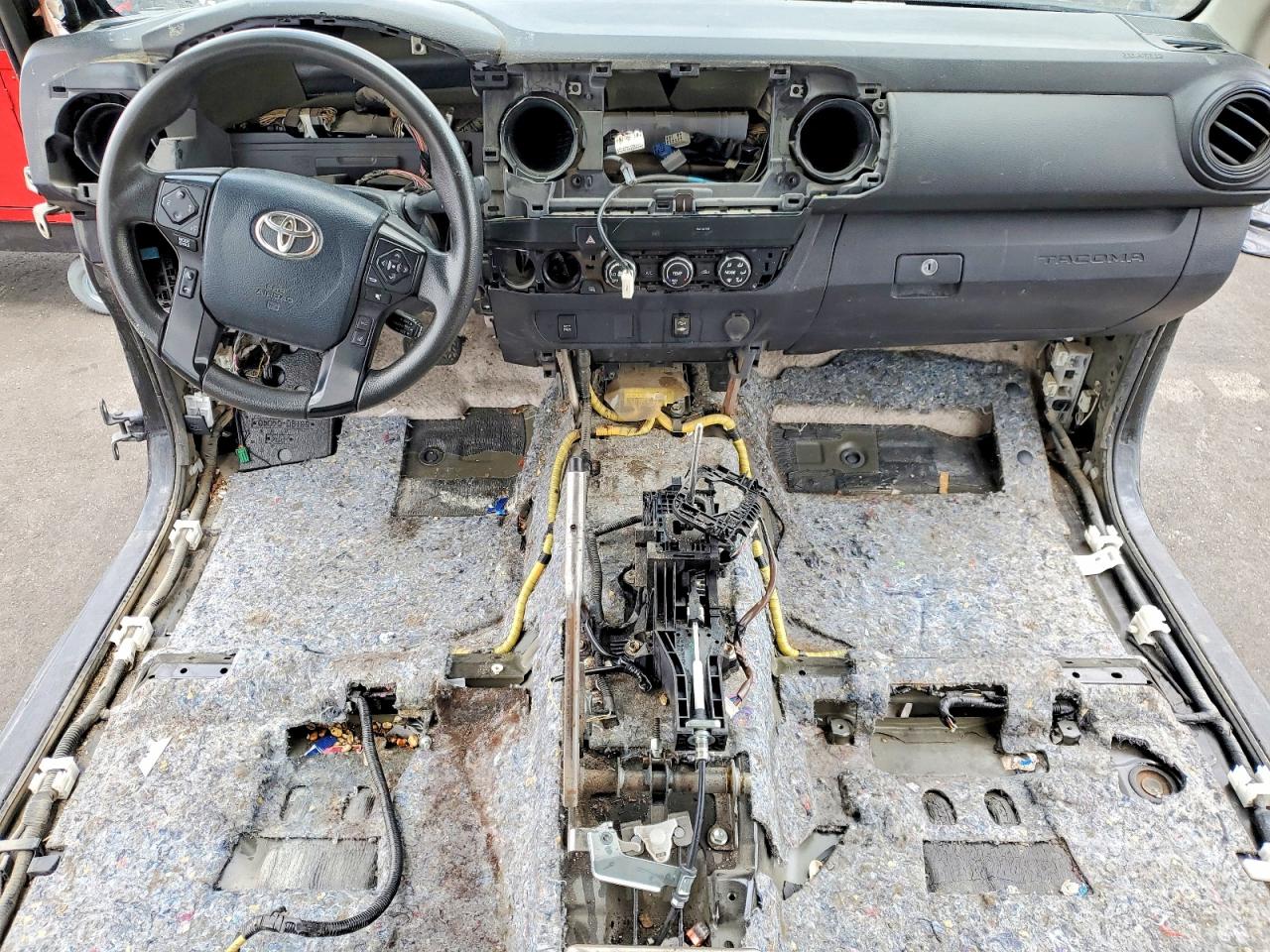 2019 TOYOTA TACOMA SR photo 15