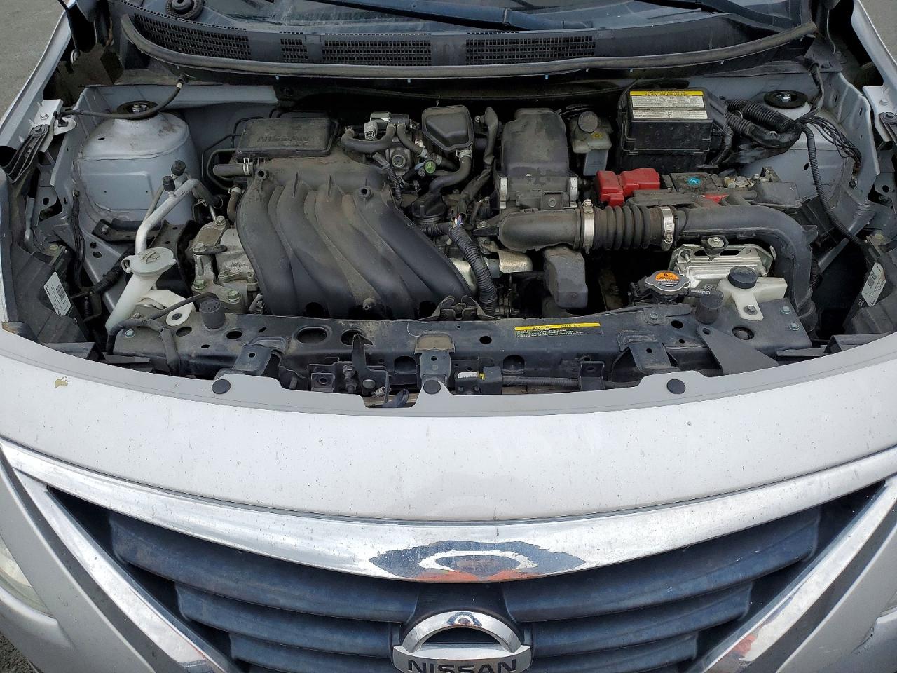 2019 NISSAN VERSA SV photo 21