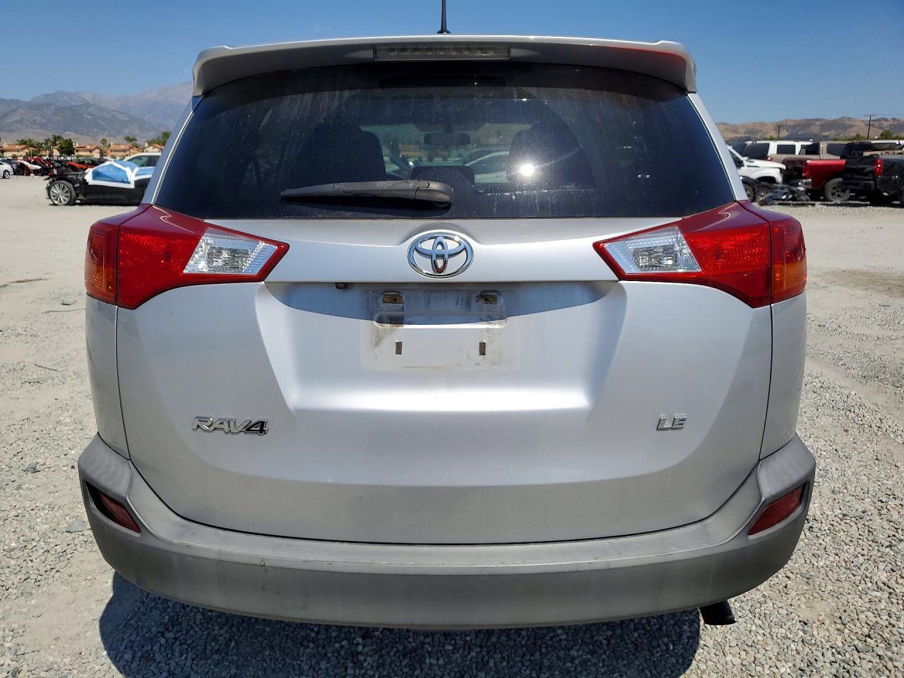 2015 TOYOTA RAV4 LE photo 11