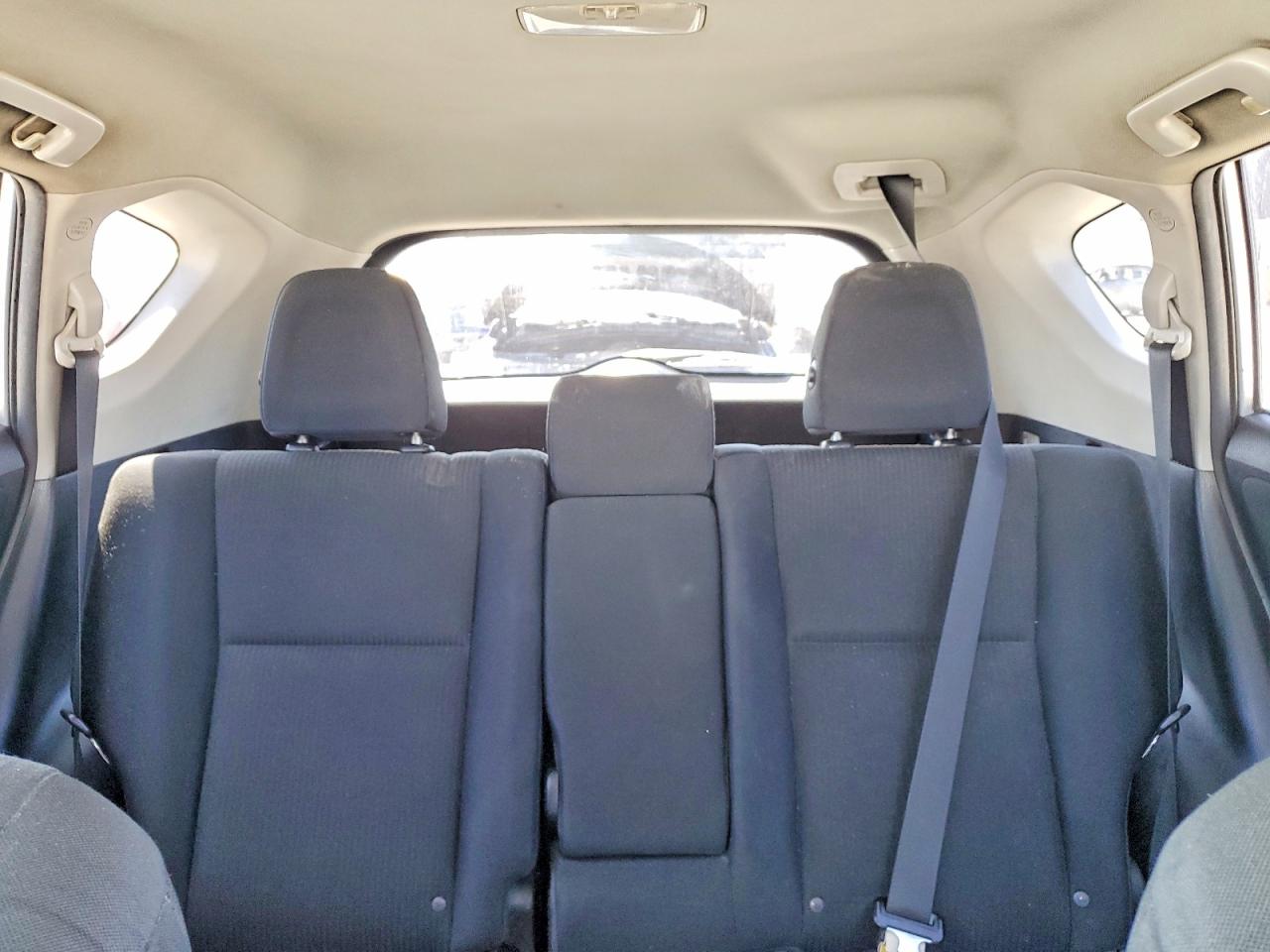 2015 TOYOTA RAV4 LE photo 19