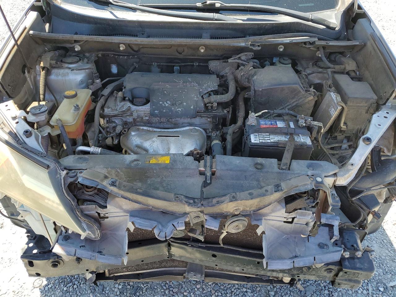 2015 TOYOTA RAV4 LE photo 23