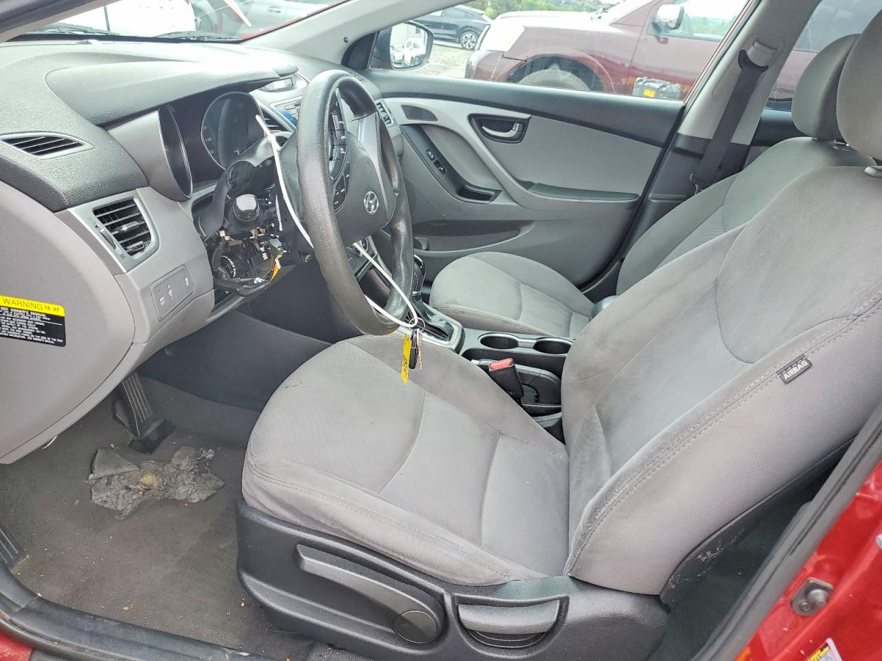 2015 HYUNDAI ELANTRA SE photo 19