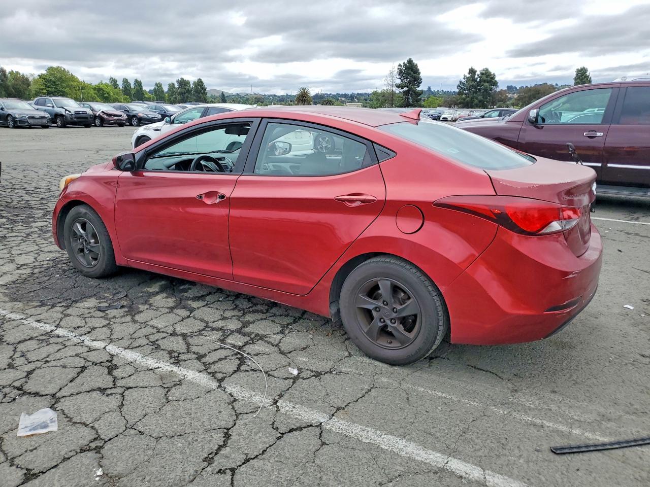 2015 HYUNDAI ELANTRA SE photo 4