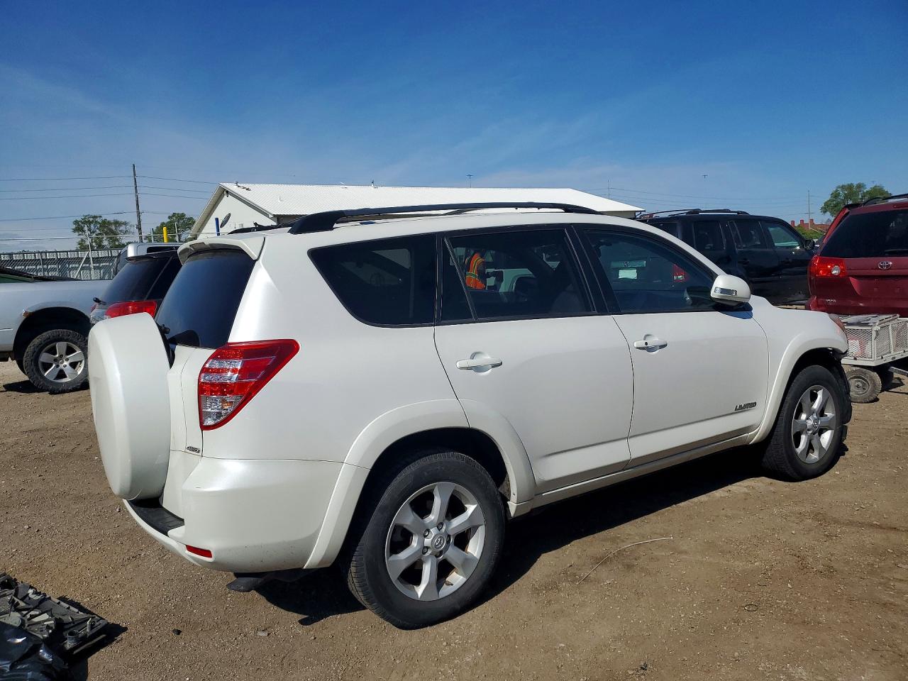 2011 TOYOTA RAV4 LIMITED photo 7
